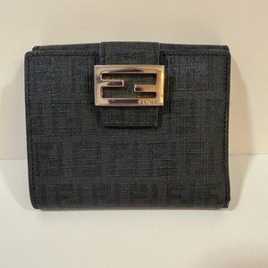 FENDI Authentic Leather Monogram Bifold Wallet EUC